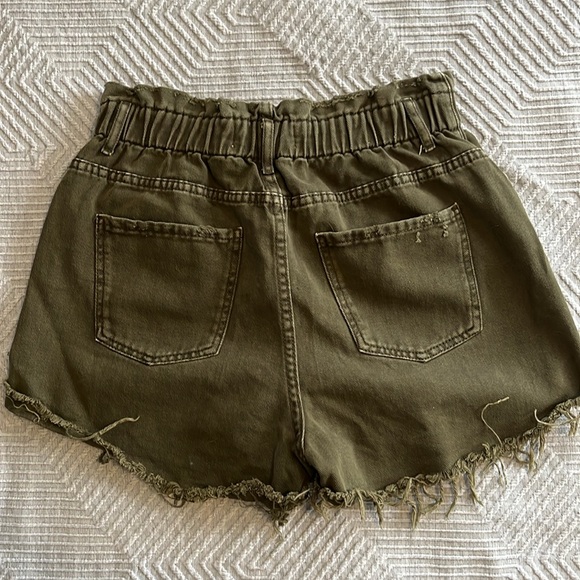 Zara Shorts - Picture 3 of 4
